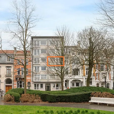 2-bedroom With Park View Apartment